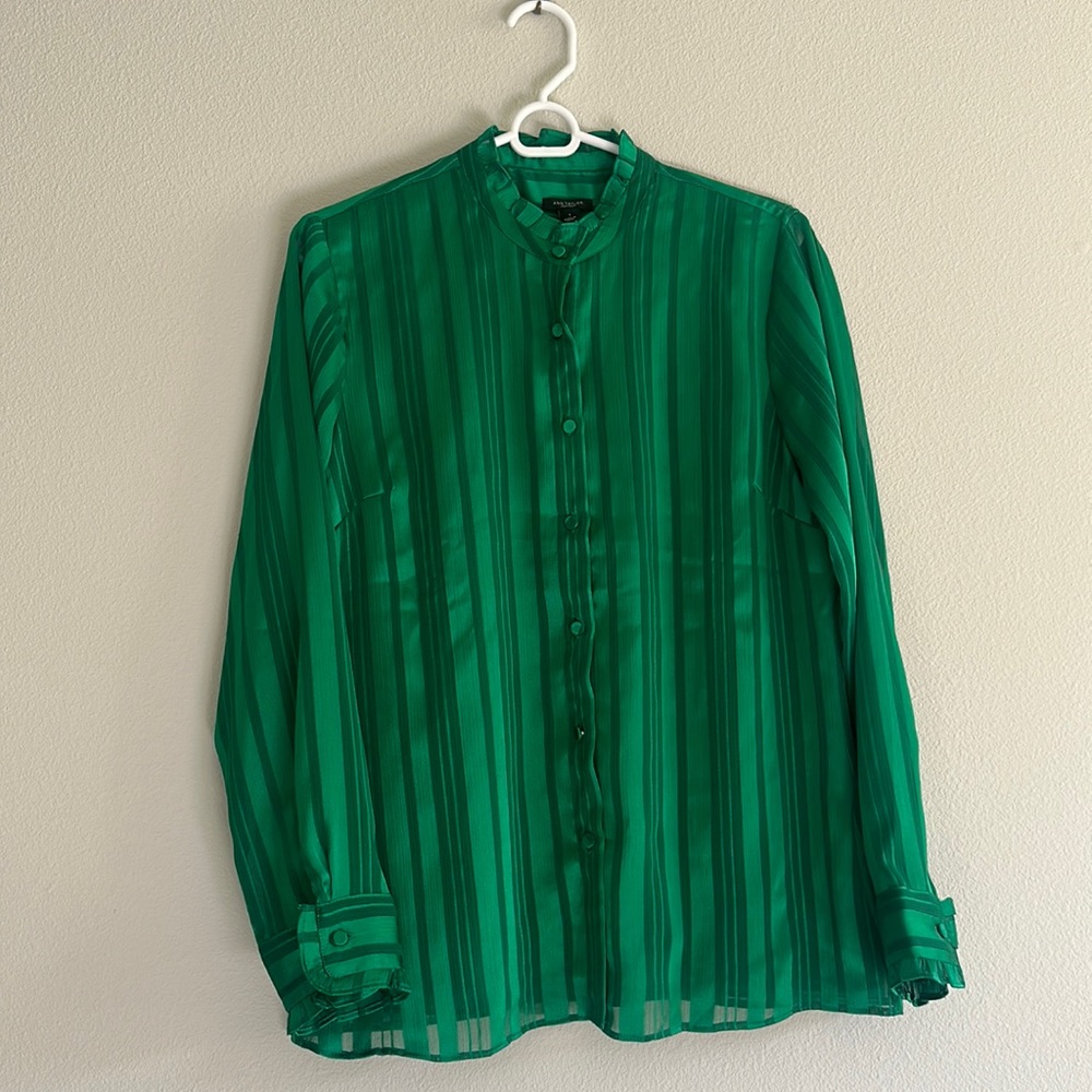 ann taylor factory tops emerald green button up shirt . New with tags. Small